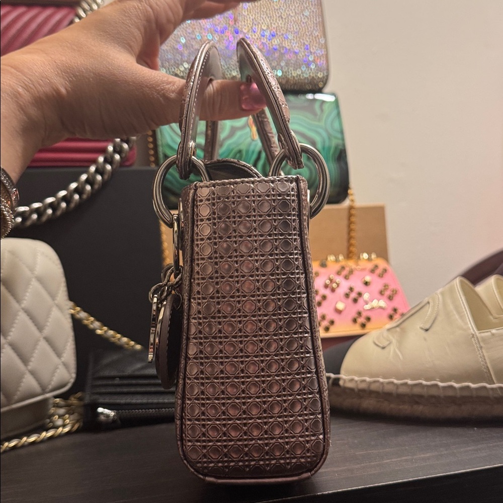 XXX SOLD XXX
LIMITEDEDITION 
LadyDiorMicro CannageMetallicPink - Picture 6 of 14